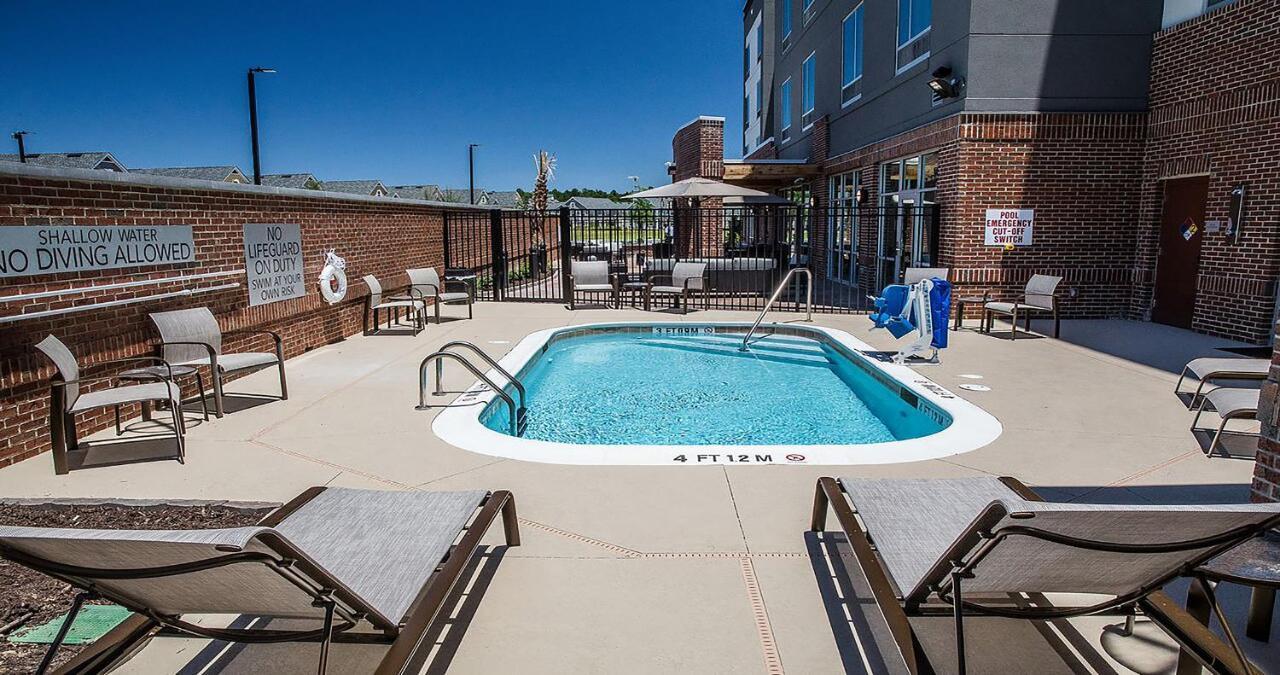 Hotel Courtyard By Marriott Columbia Cayce Esterno foto
